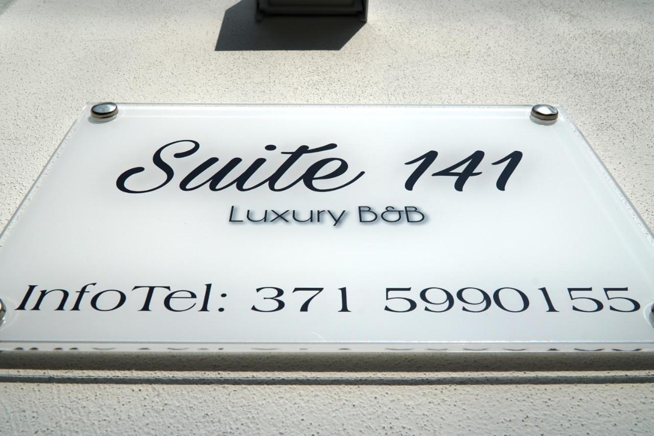 Suite 141 - Luxury B&B モノーポリ エクステリア 写真