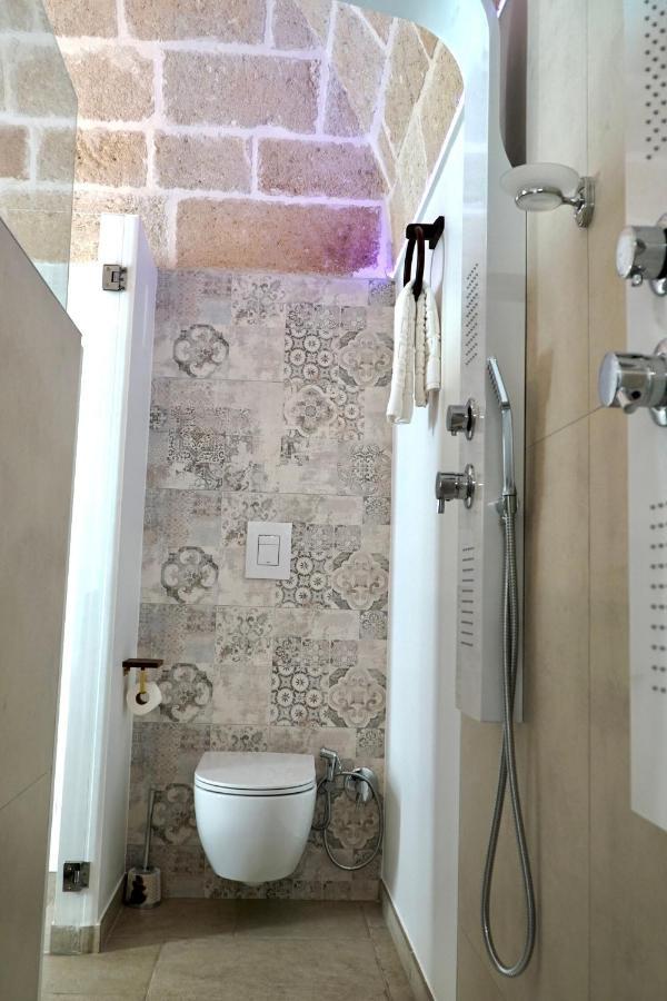 Suite 141 - Luxury B&B モノーポリ エクステリア 写真