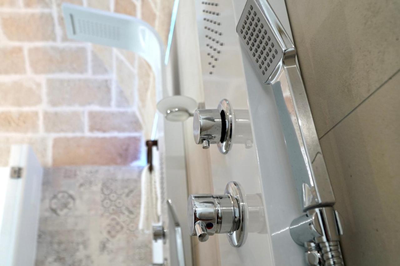 Suite 141 - Luxury B&B モノーポリ エクステリア 写真